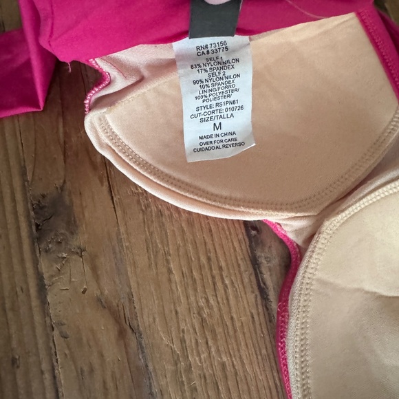 NWT Kenneth Cole Swimsuit Top Pink Ruffle Tie Neck Size Med - Picture 6 of 11